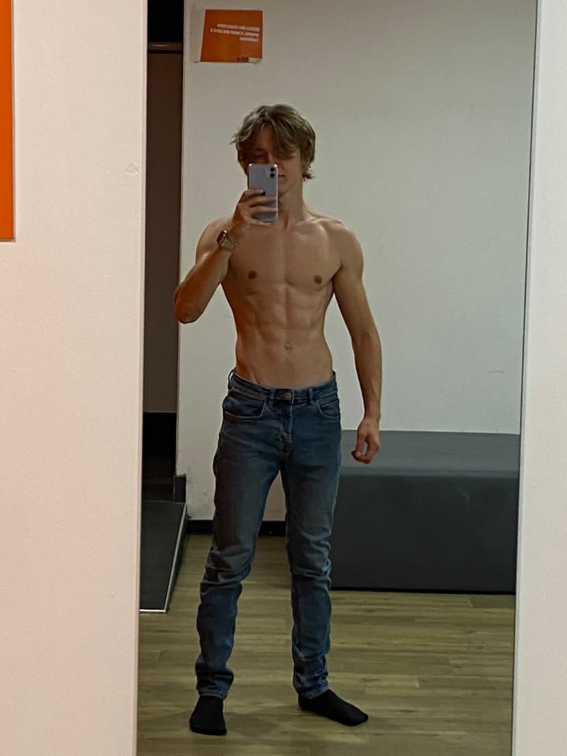 Zitouni, 22 ans, Fontaine-lès-Boulans