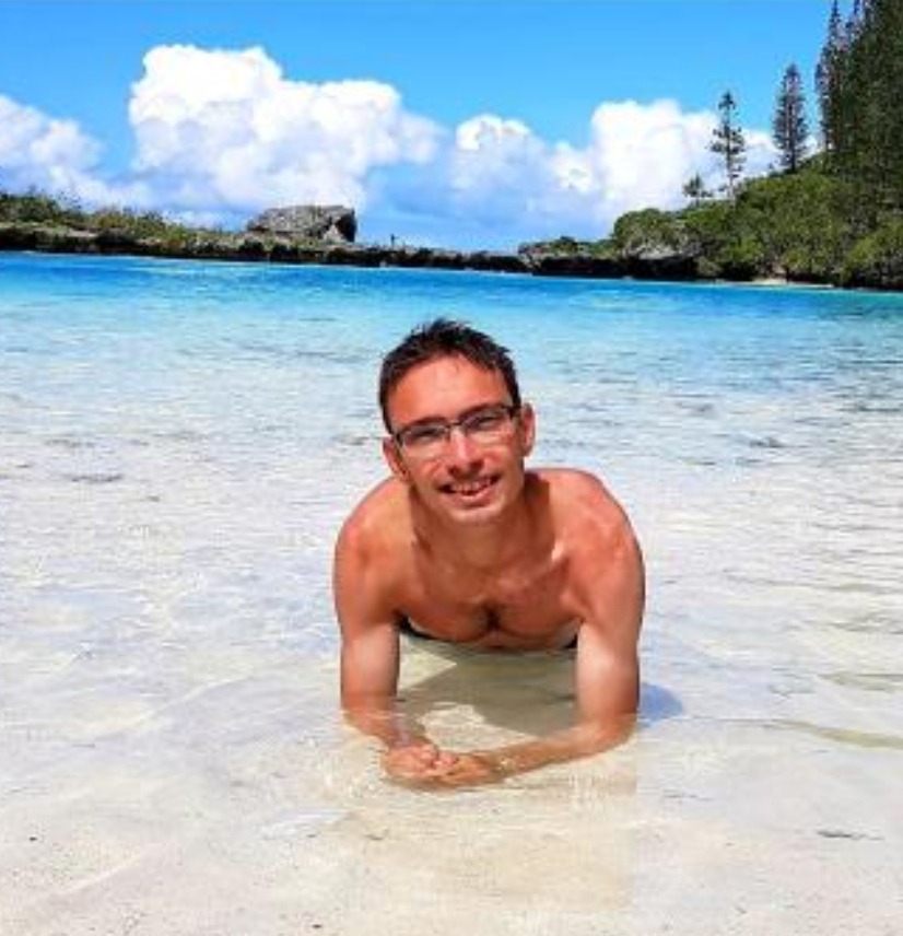 Esmael, 32 ans, Clerques