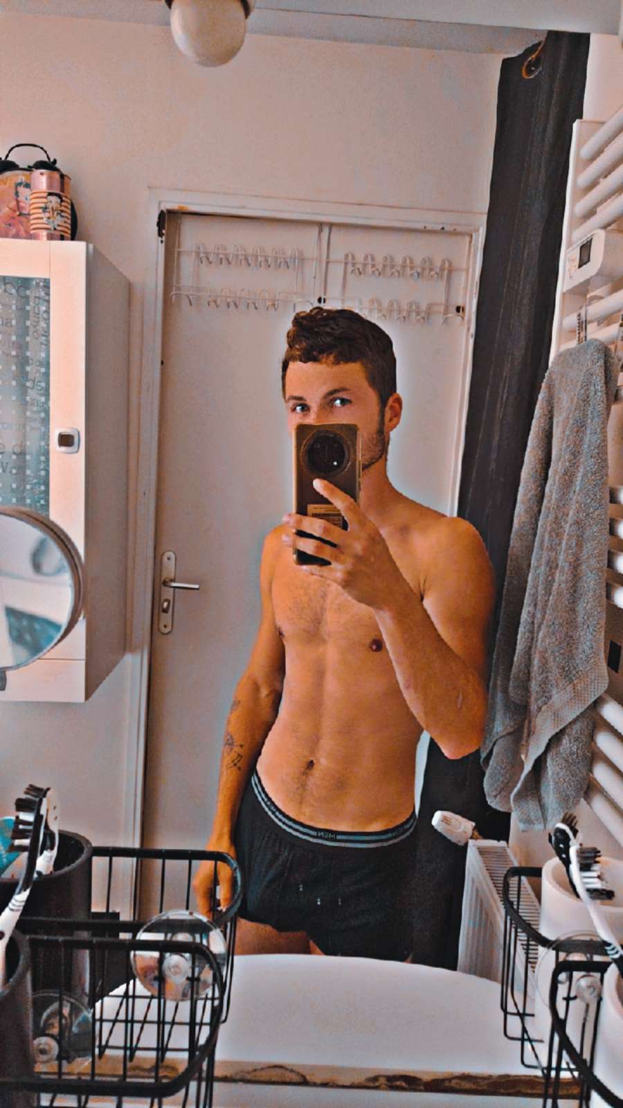 Slobodan, 22 ans, Mont-Bernanchon