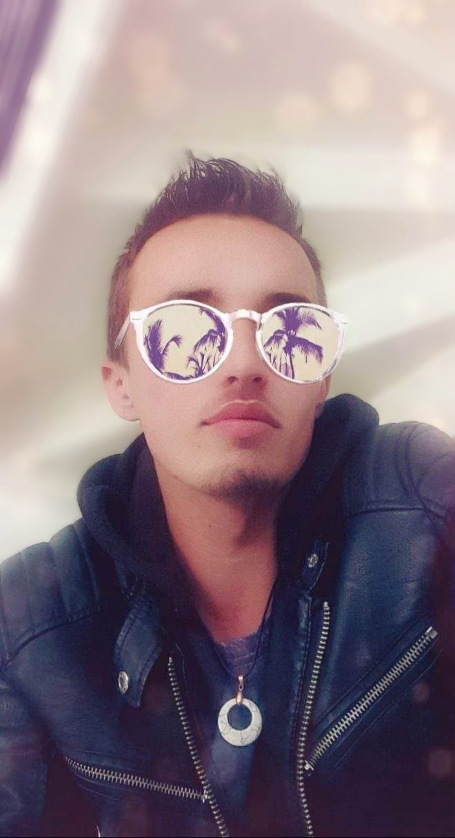 Valmont, 27 ans, Farbus